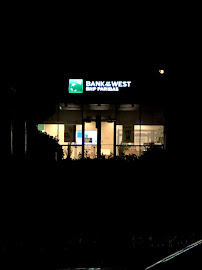 Bank of the West 02