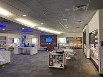 AT&T Store 02
