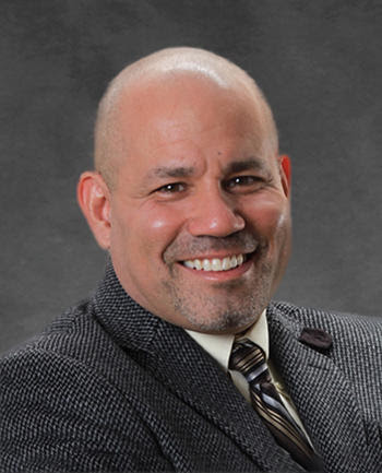 Roland Gomez at CrossCountry Mortgage, LLC 01