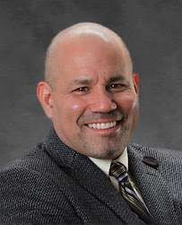 Roland Gomez at CrossCountry Mortgage, LLC 01