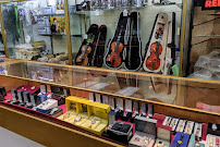 Downtown Pawn Shop 03