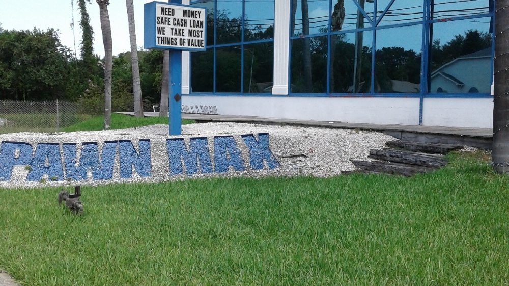 Pawn Max 01