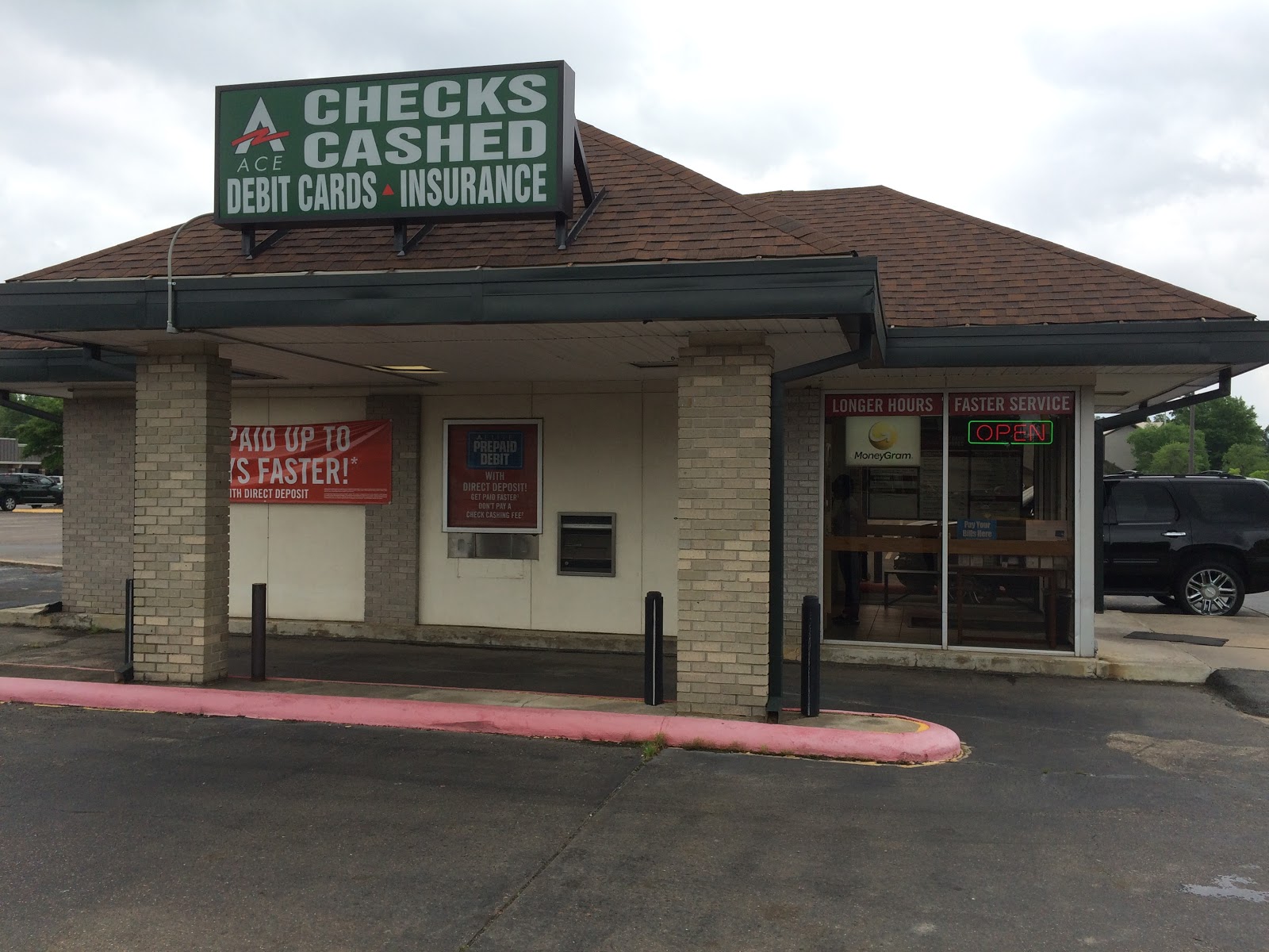 ACE Cash Express 01