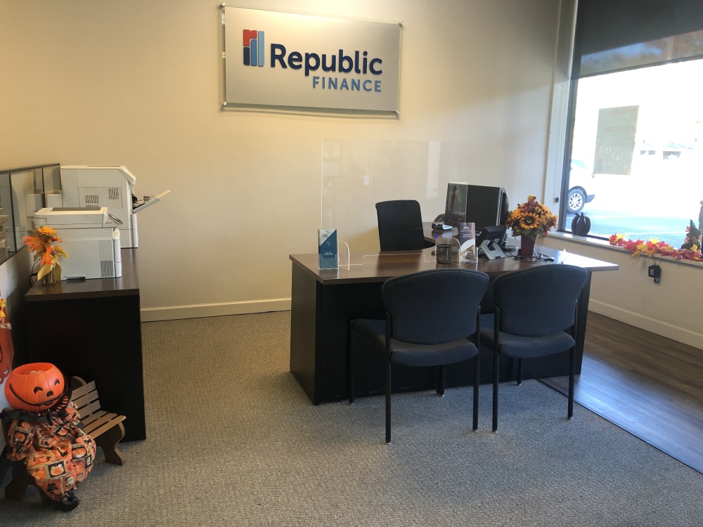Republic Finance 01
