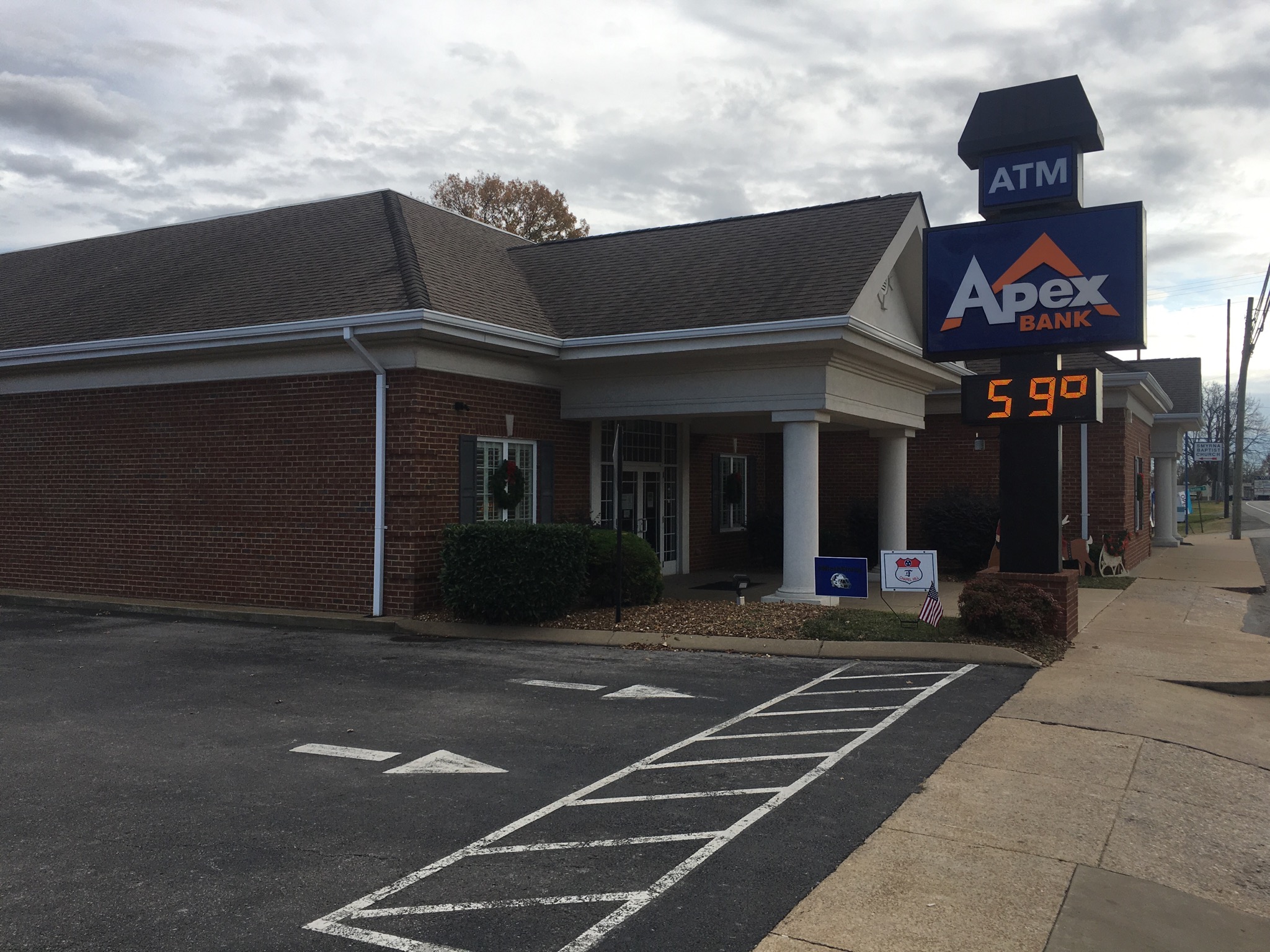 Apex Bank 01
