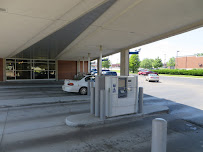 UMB Bank (with drive-thru services) 04