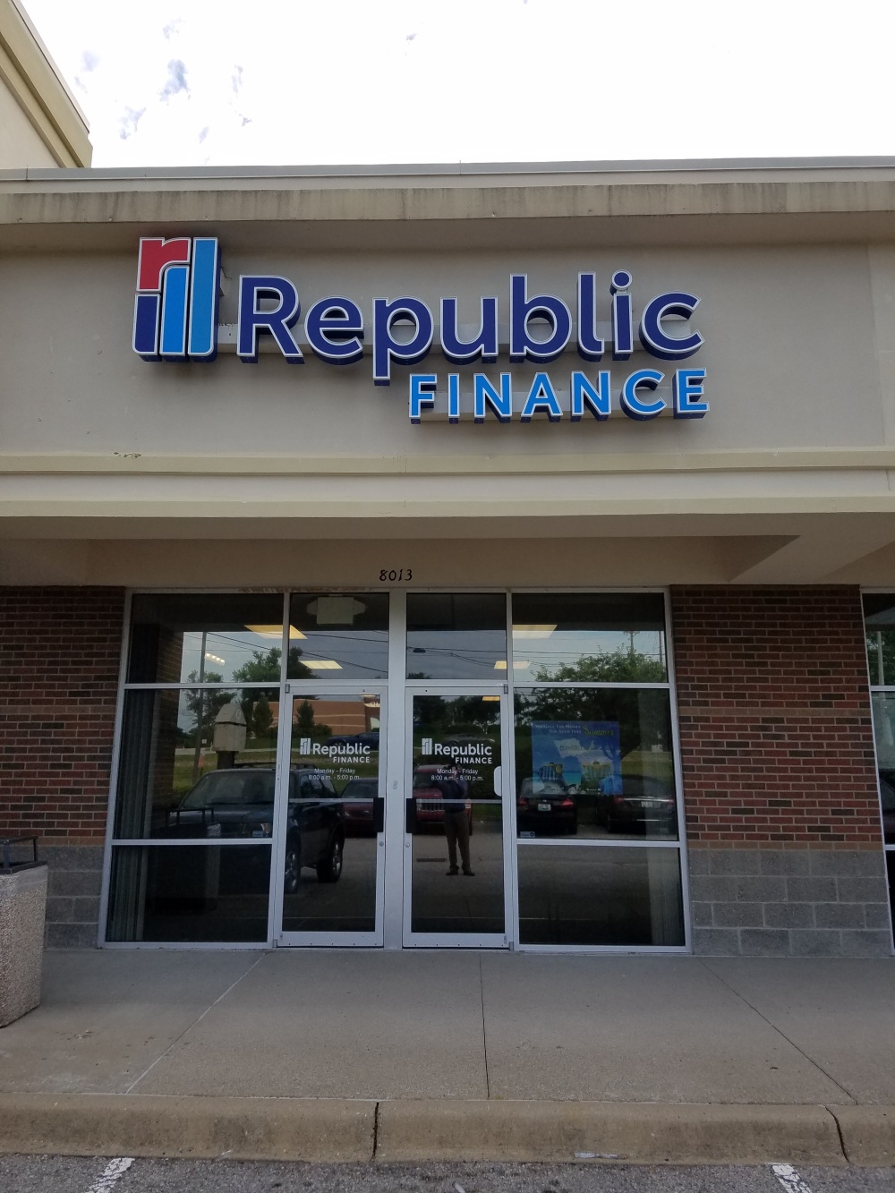 Republic Finance 01