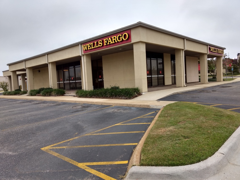 Wells Fargo Bank 01
