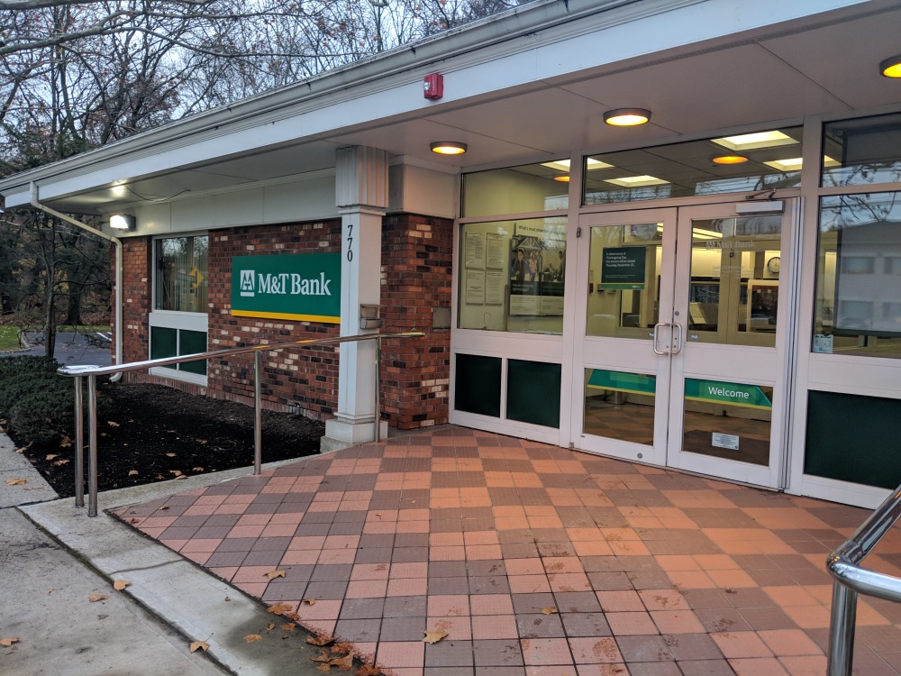 M&T Bank 01