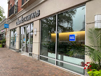Charles Schwab 02