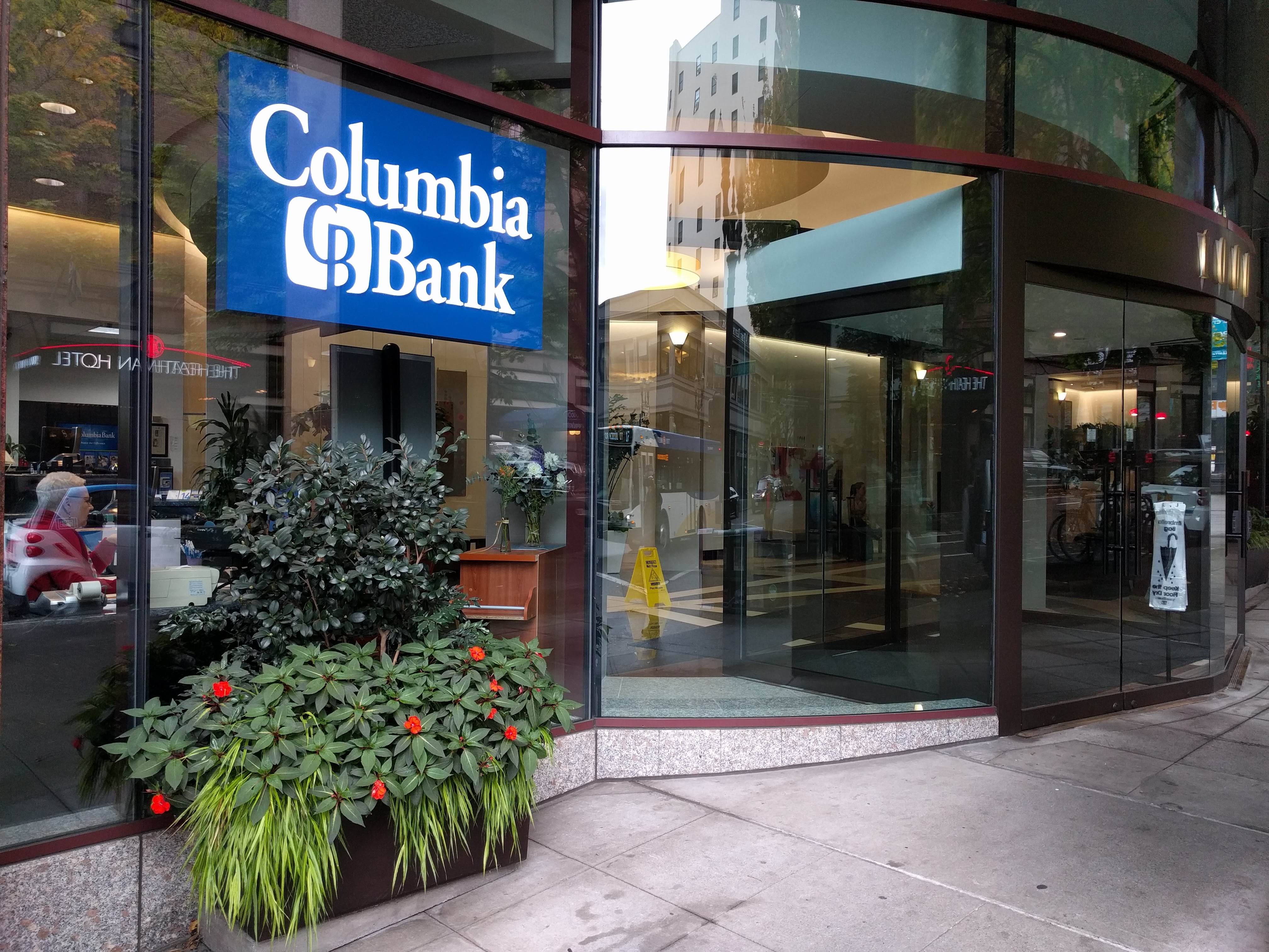 Columbia Bank 01