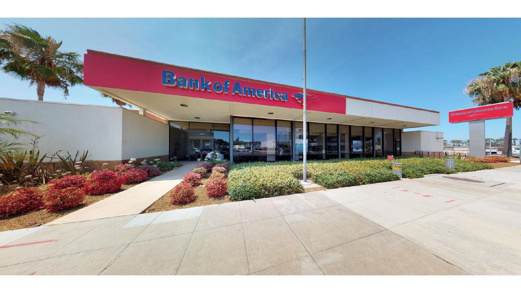 Bank of America (with Drive-thru ATM) 01