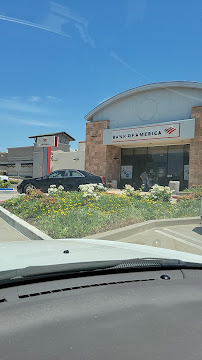 Bank of America (with Drive-thru ATM) 02