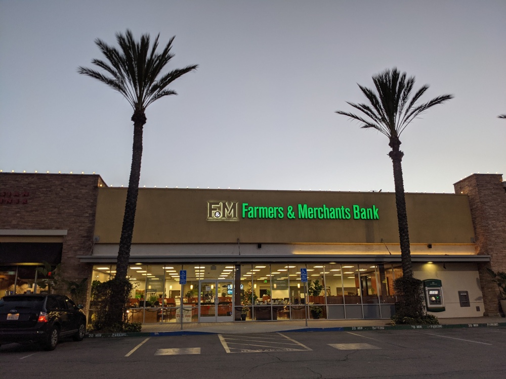 Farmers & Merchants Bank 01