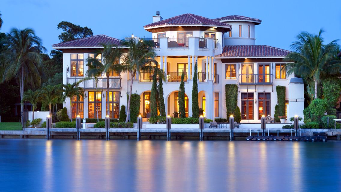 Rania Ikonomidis - Luxury Real Estate and Mortgage Advisor 01