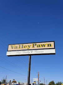 Valley Pawn 01