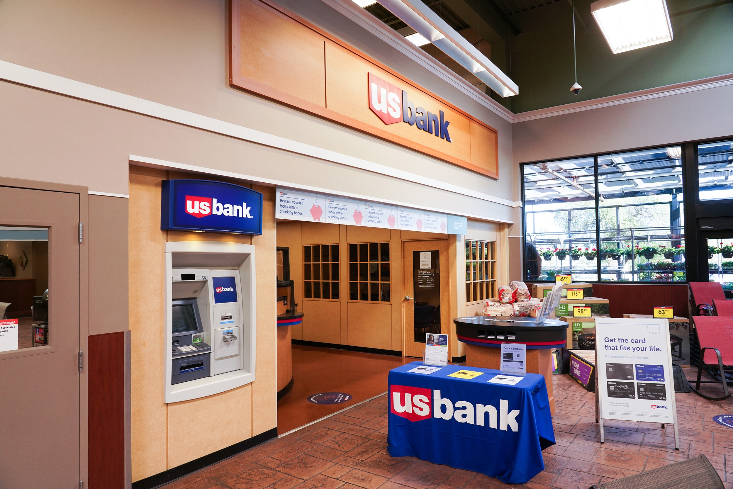 U.S. Bank Branch 01