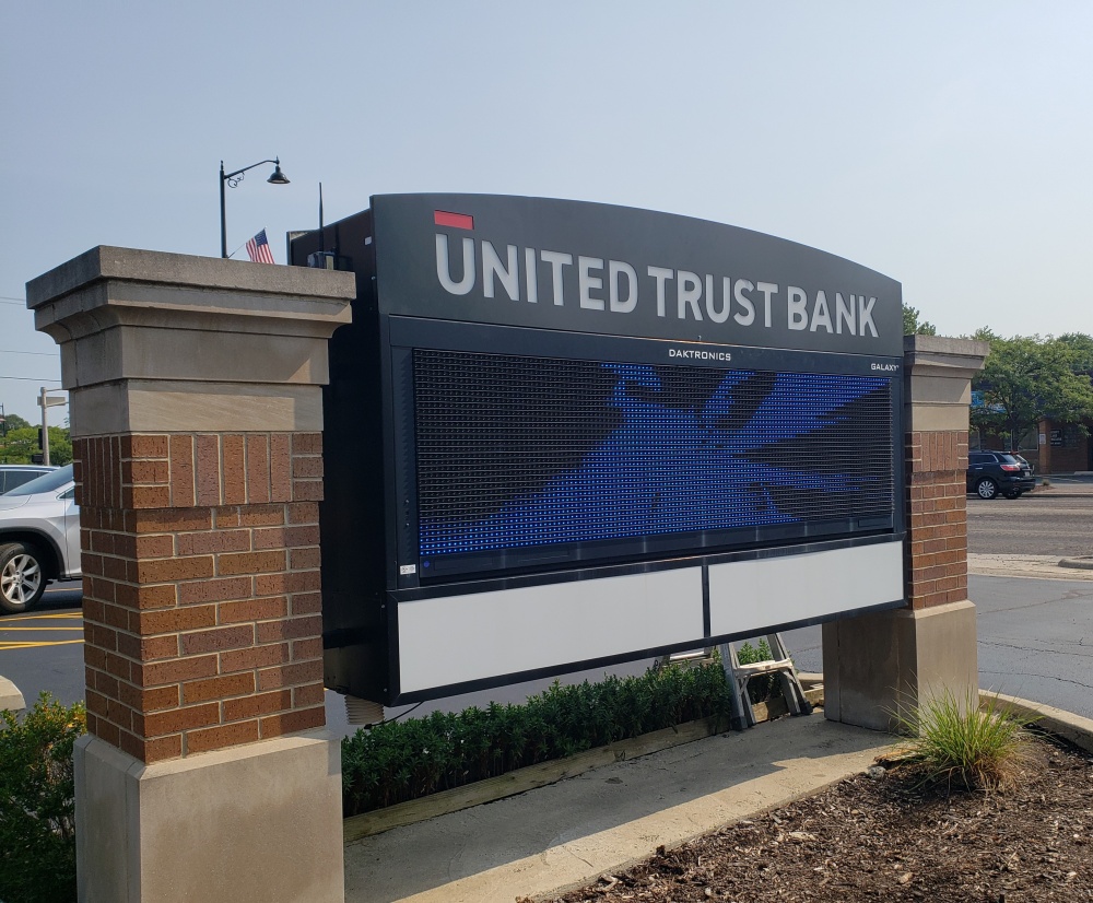 United Trust Bank 01
