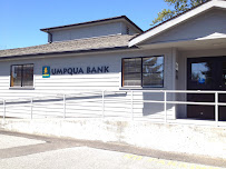Umpqua Bank 02