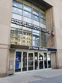 Apple Bank 02