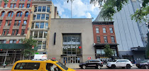 Apple Bank 03