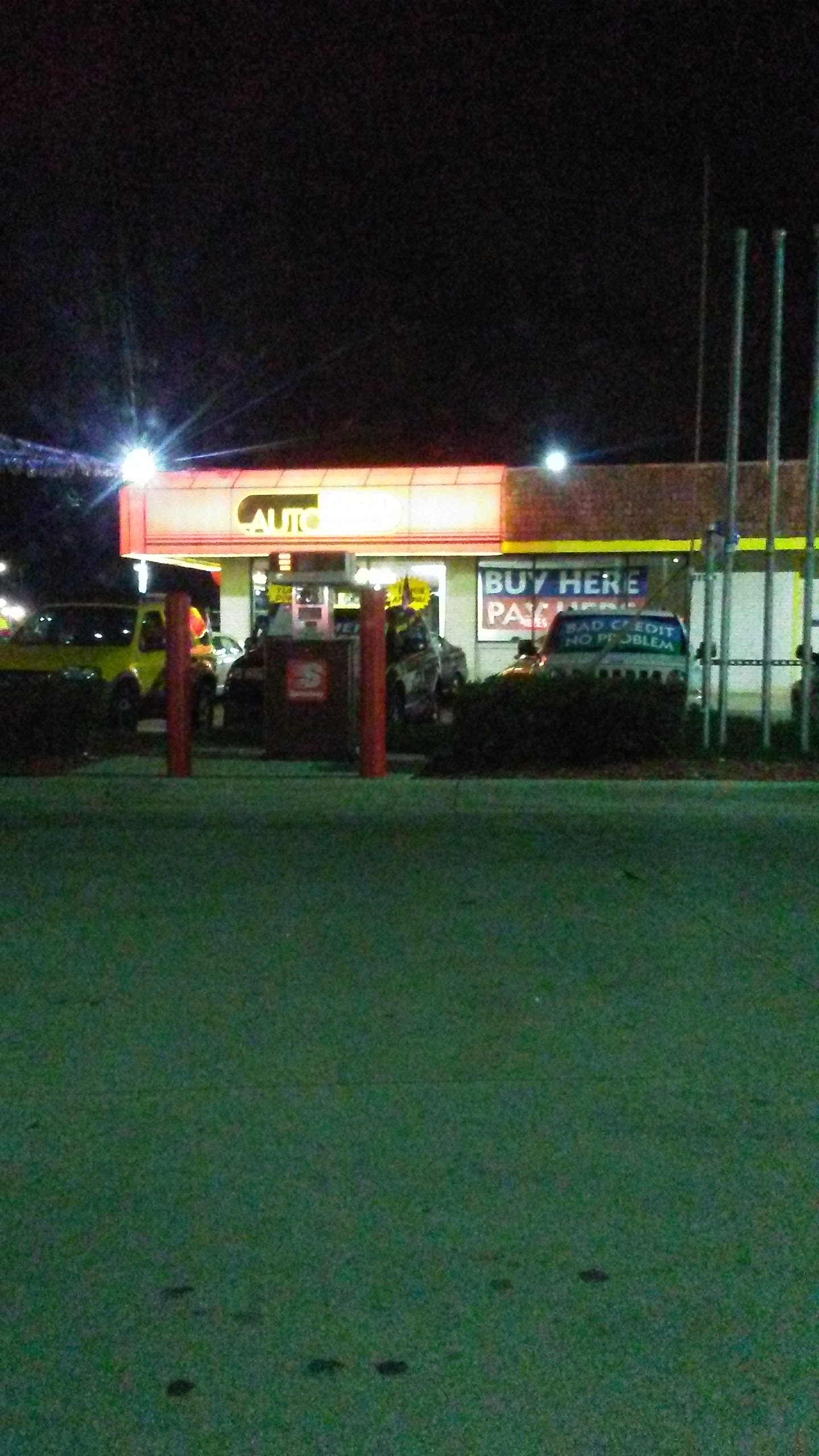 Auto Finance Center 01