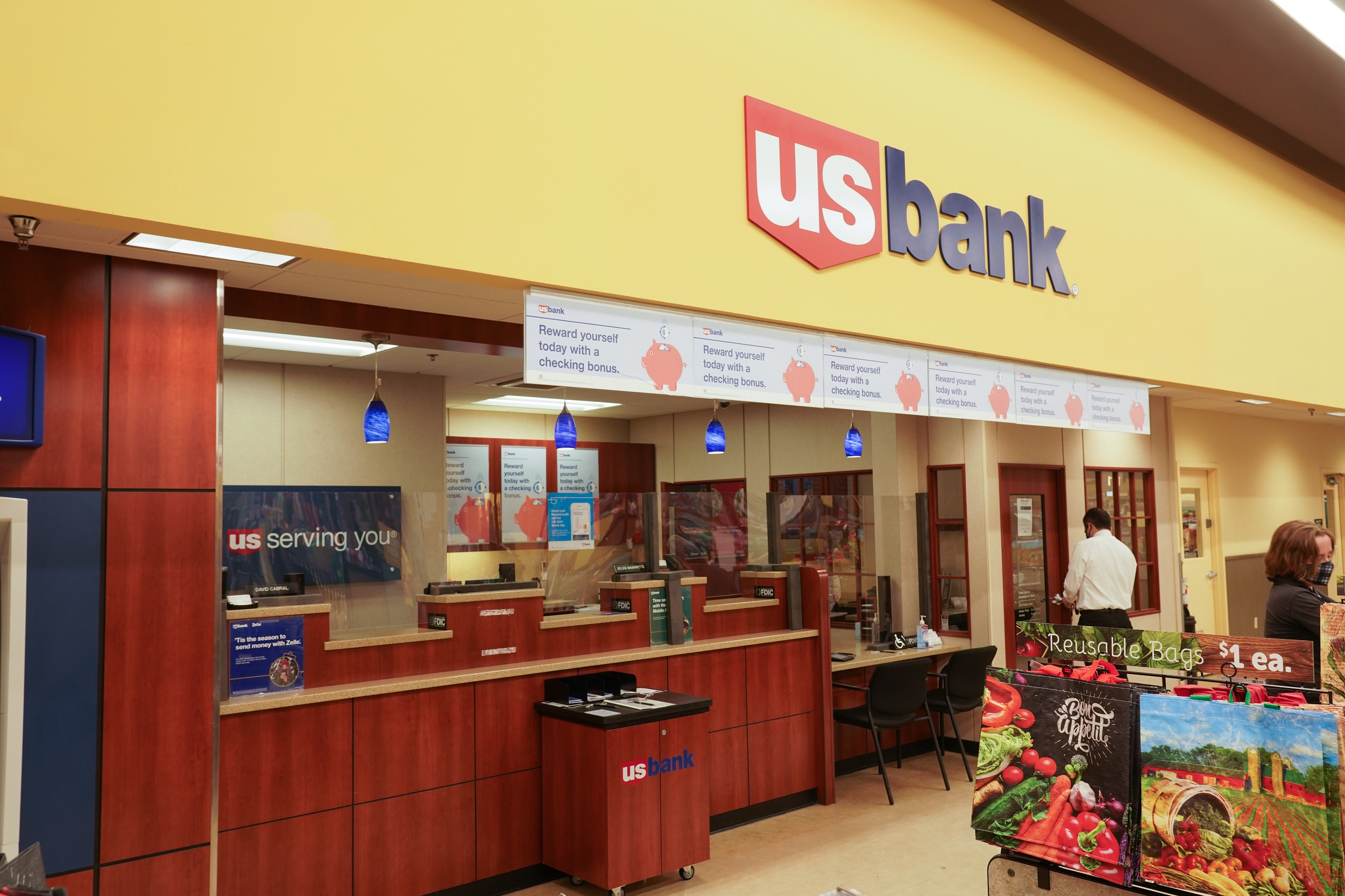 U.S. Bank Branch 01