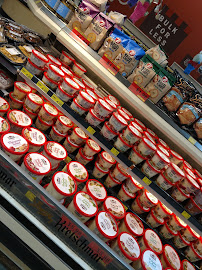 Super Saver, 27th & Pine Lake 04