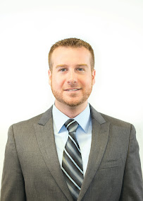Kyle Cabezas | Loan Officer 01