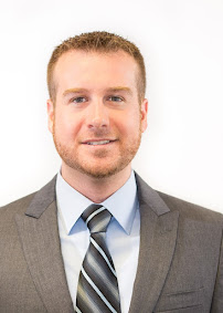 Kyle Cabezas | Loan Officer 02