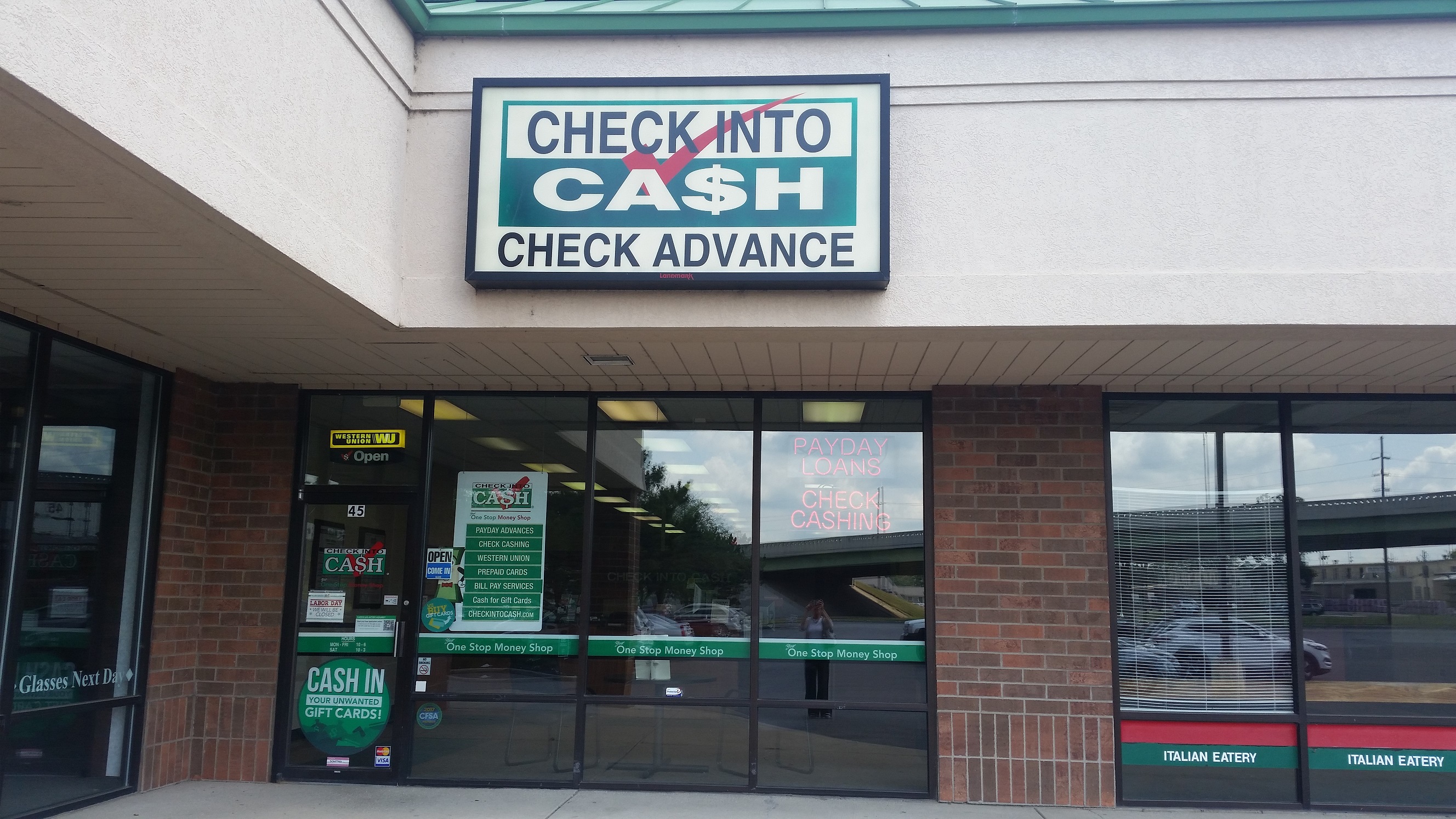 Check Into Cash 01
