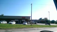 Sol's Jewelry & Loan 04