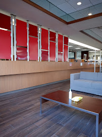 Bank of America (with Drive-thru services) 02