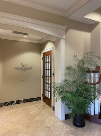 Independent Bank Commercial Loan Center 02