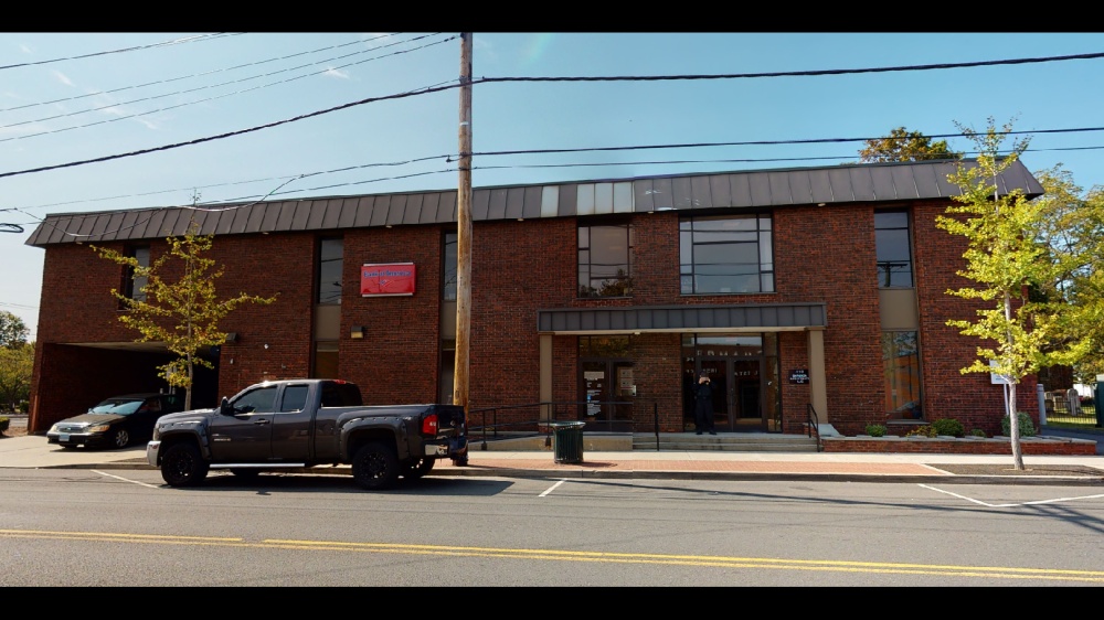 Bank of America (with Drive-thru ATM) 01