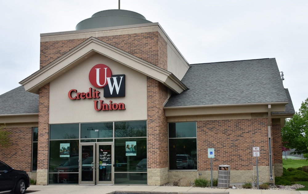 UW Credit Union 01