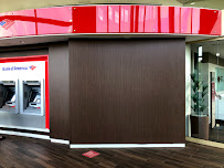 Bank of America (with Drive-thru ATM) 04