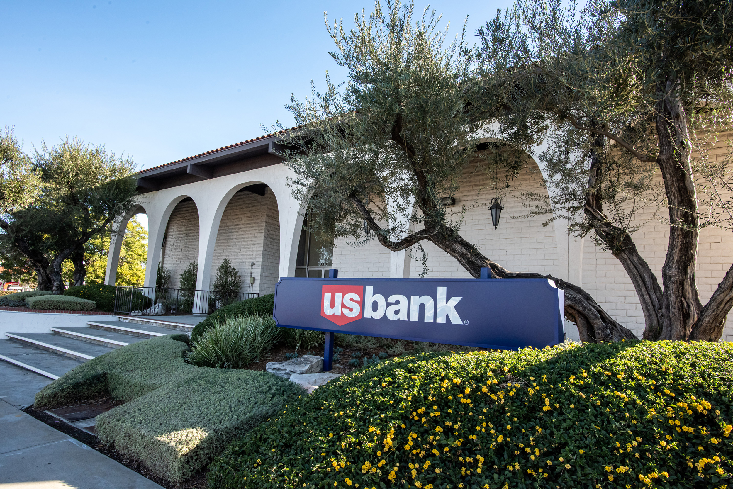U.S. Bank Branch 01