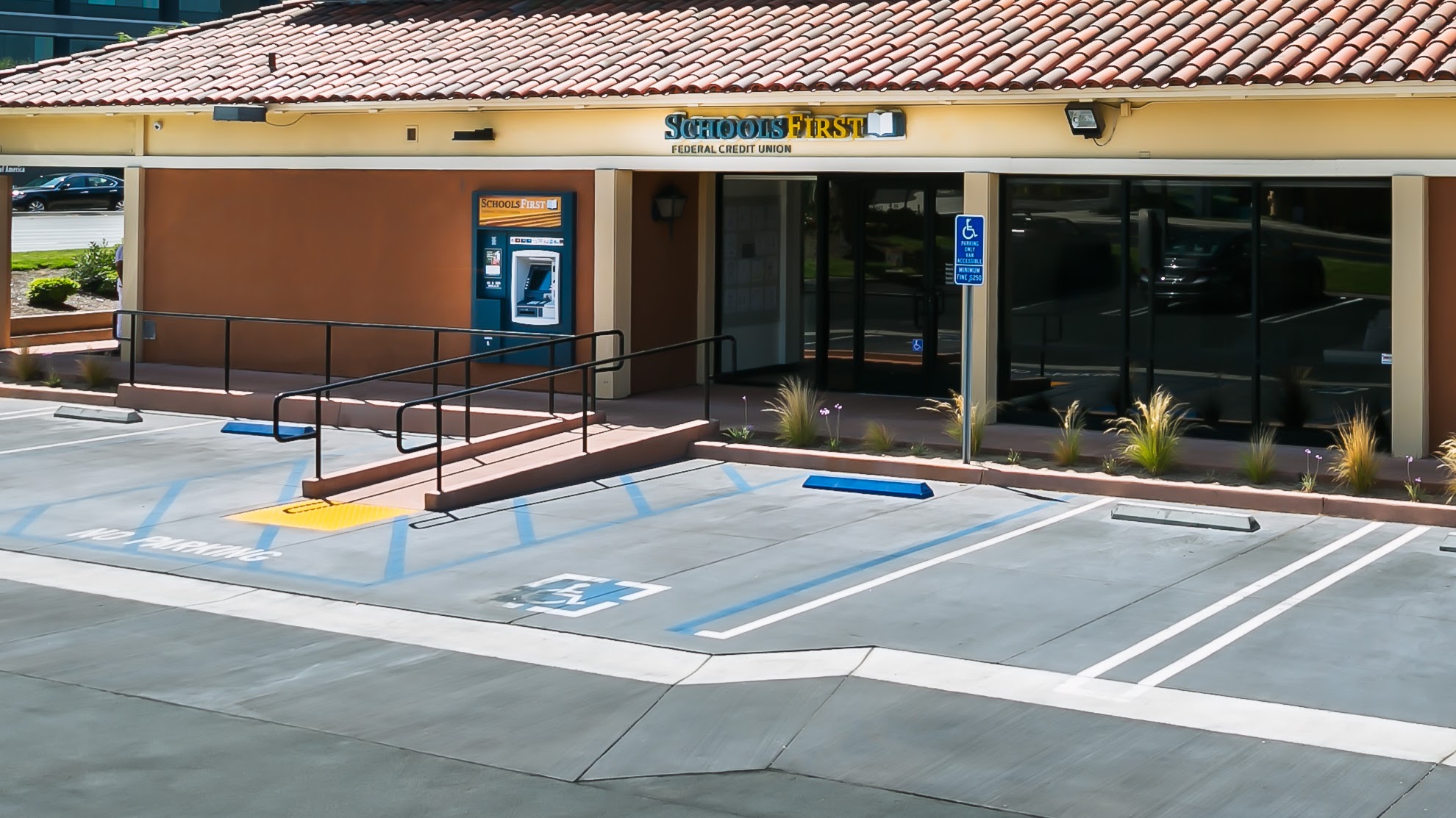 SchoolsFirst Federal Credit Union - Torrance 01