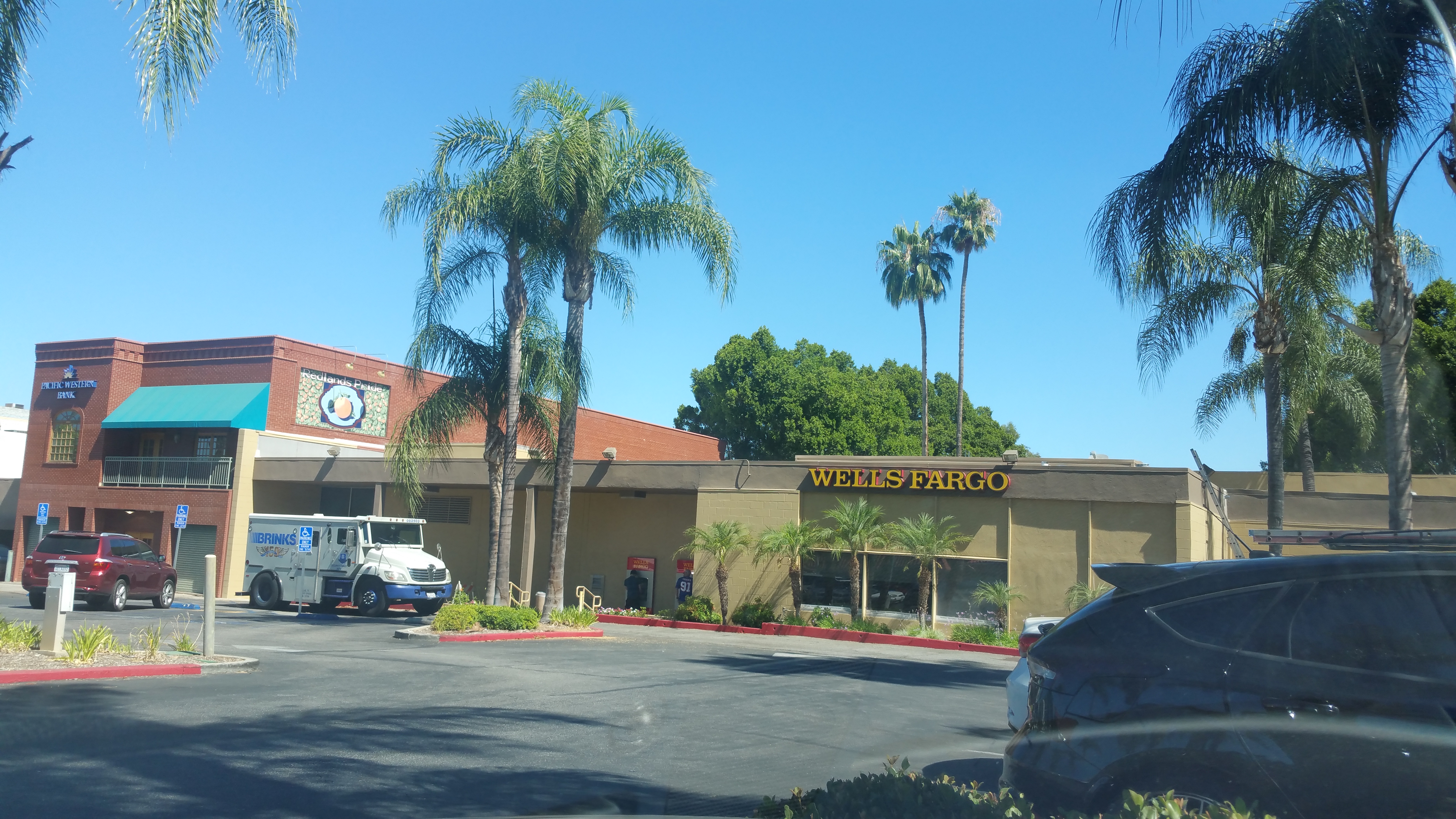 Wells Fargo Bank 01