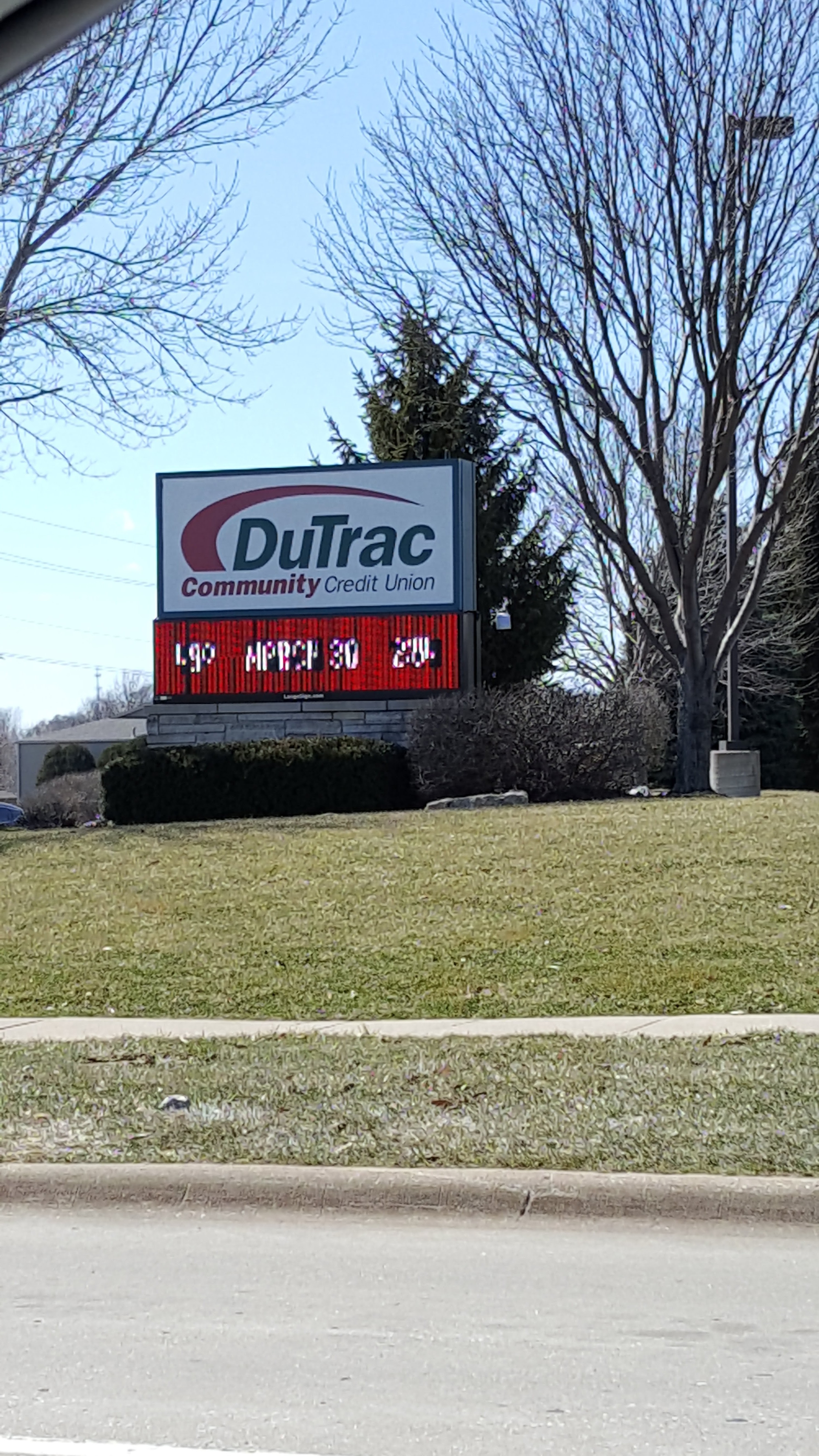 Du Trac Community Credit Union 01
