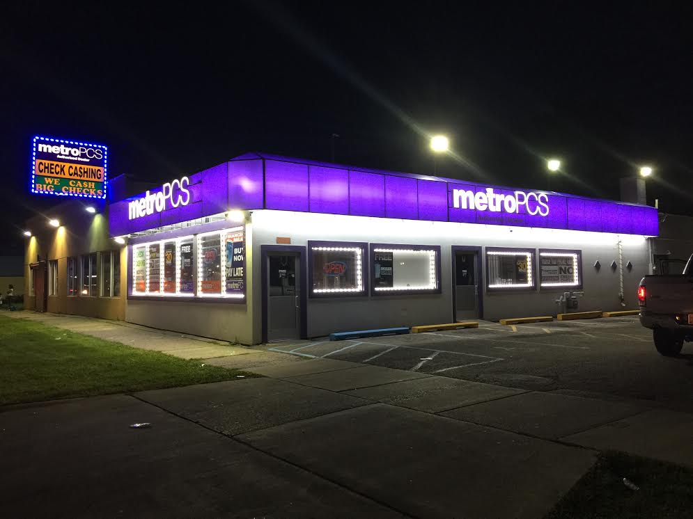 7 mile & southfield check cashing 01