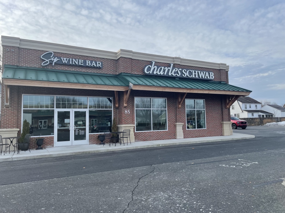Charles Schwab 01