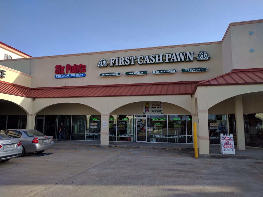 First Cash Pawn 01