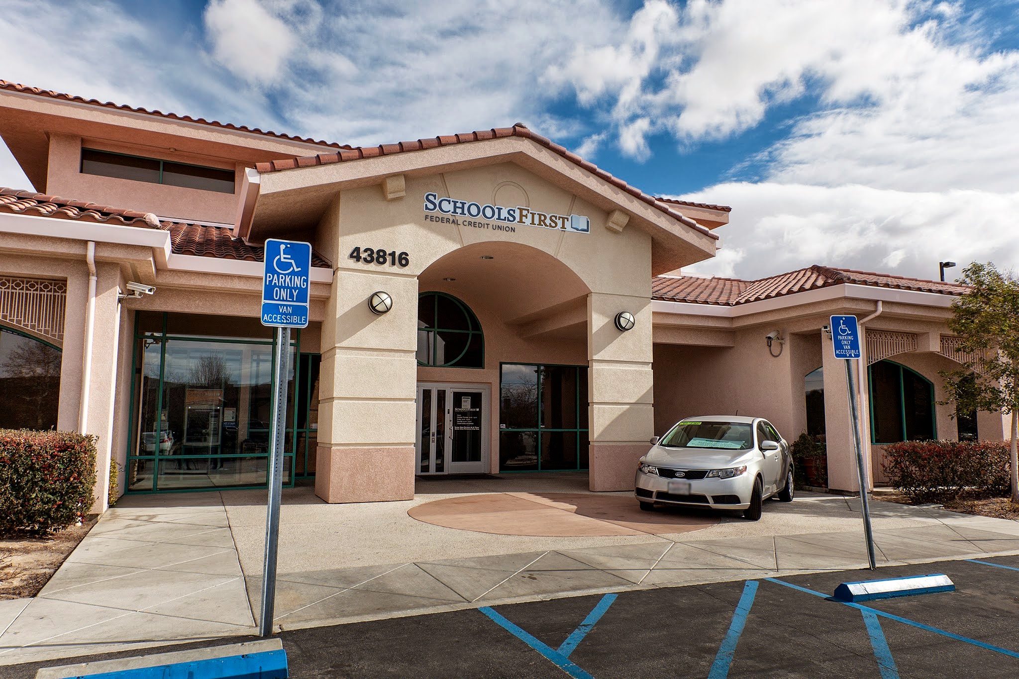 SchoolsFirst Federal Credit Union - Lancaster 01