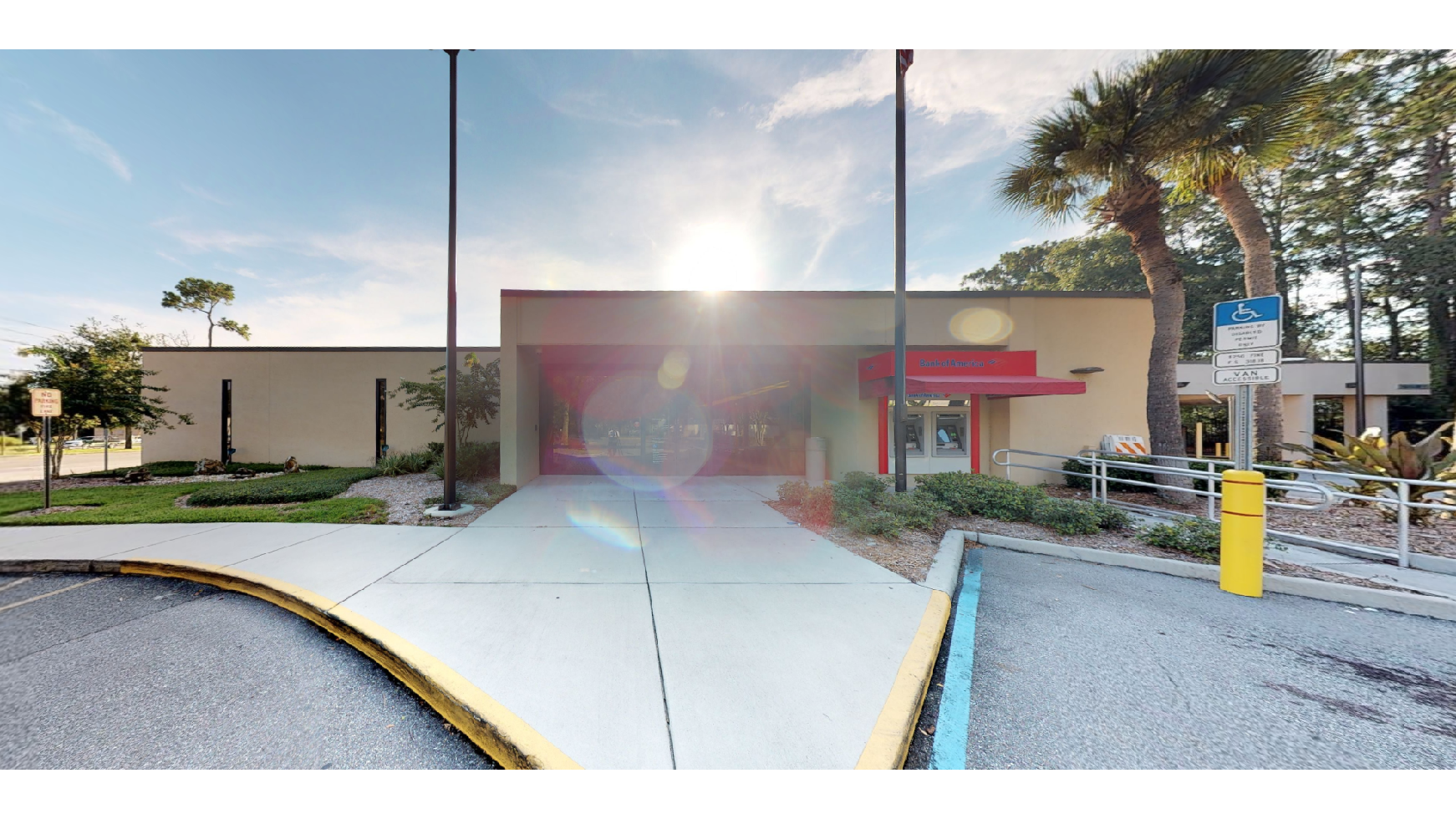 Bank of America (with Drive-thru ATM) 01