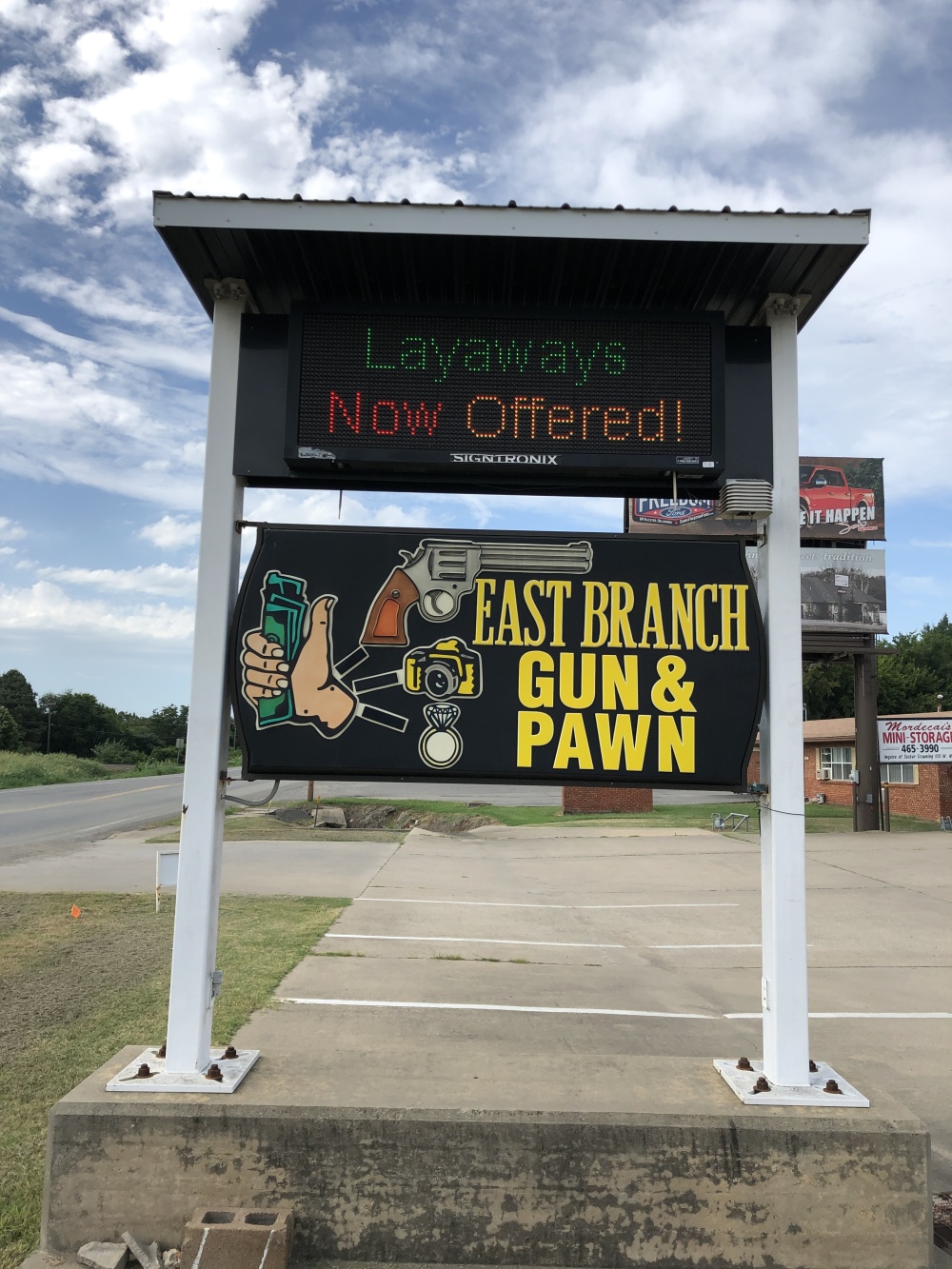 East Branch Gun & Pawn Shop 01