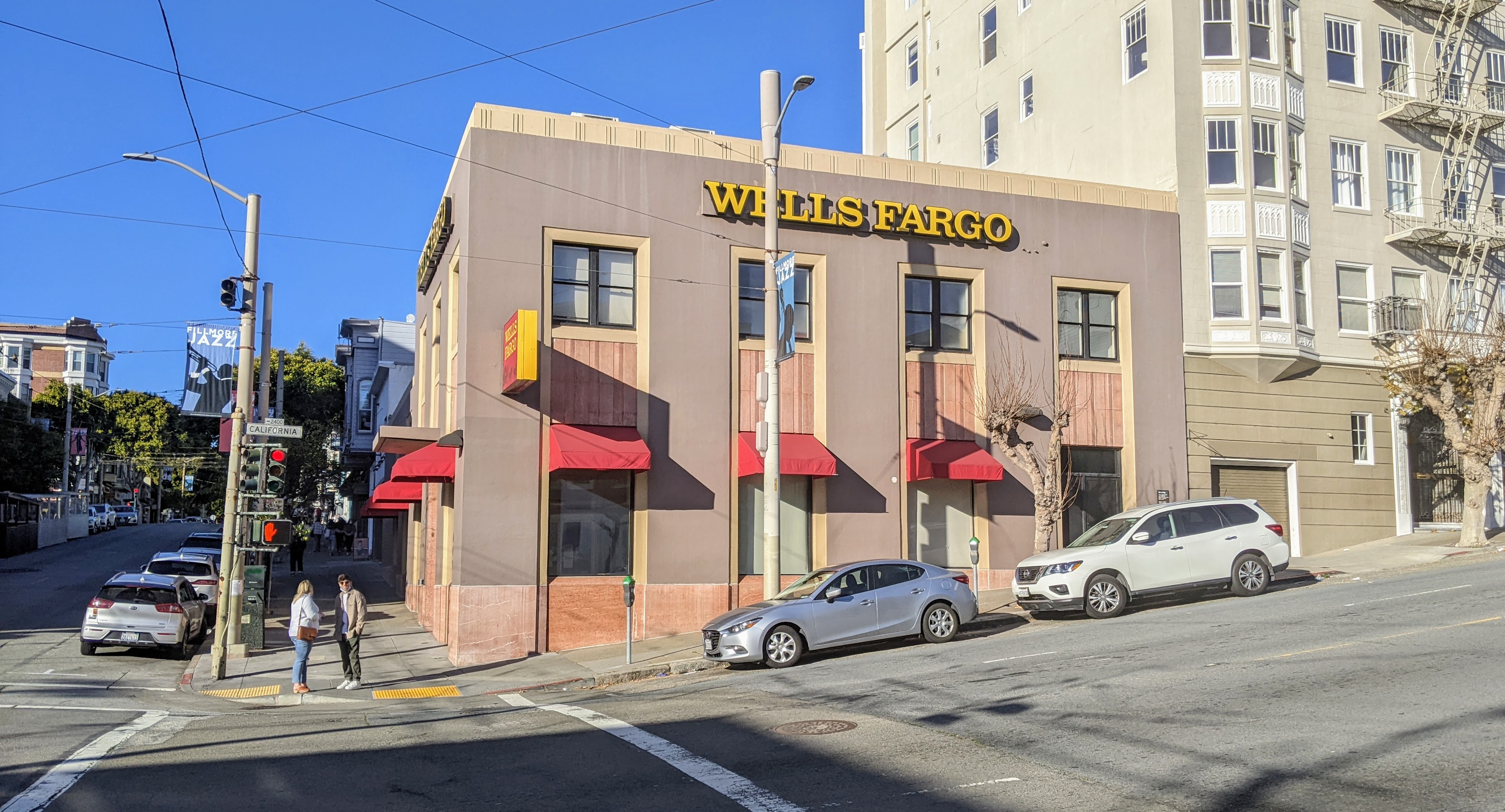 Wells Fargo Bank 01