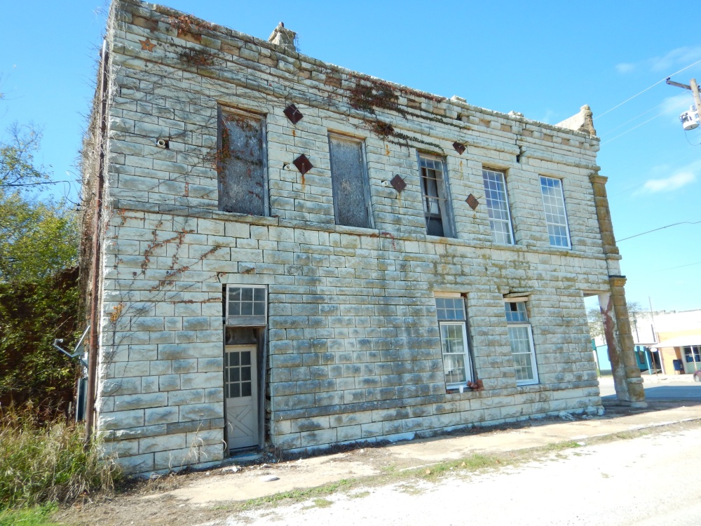 Oklahoma Heritage Bank-Roff 01