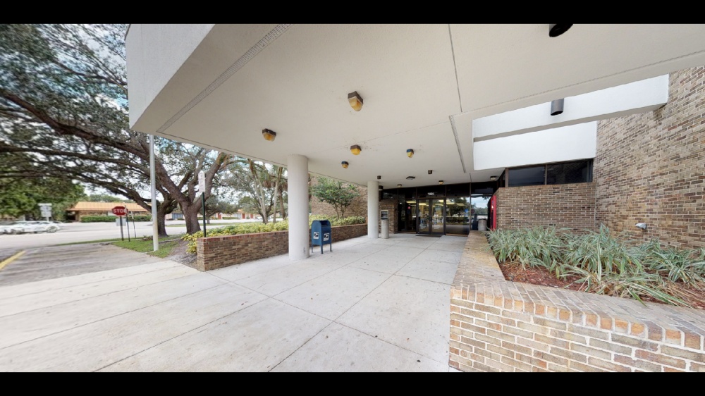Bank of America (with Drive-thru ATM) 01